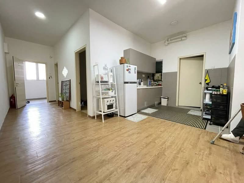 Kondominium untuk Dijual di Lakefront Homes - Mark Lee - Kitchen - PropertyGuru.com.my