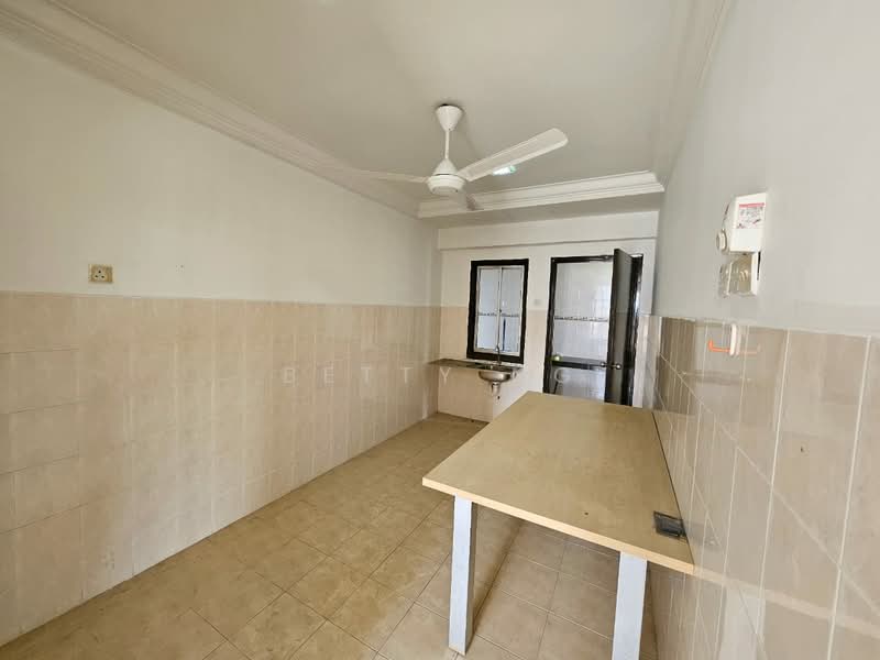 Pangsapuri untuk Dijual di Bandar Baru Permas Jaya - Betty Ng - PropertyGuru.com.my
