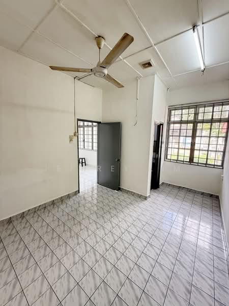 Rumah Teres untuk Dijual di Taman Rinting (Masai) - Jeffrey Lim - Interior - PropertyGuru.com.my