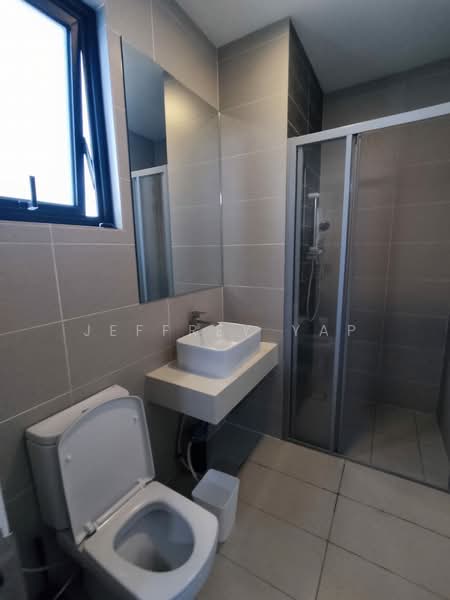Servis Apartment untuk Disewa di Le Pavillion - Jeffrey Yap - Bathroom - PropertyGuru.com.my