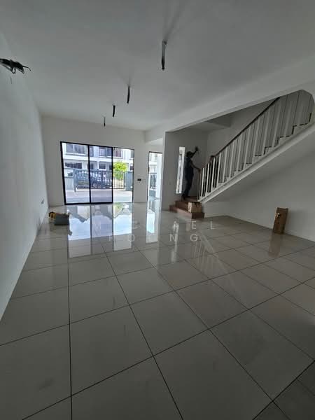 2-storey Terraced House for Rent in Dengkil (Selangor) - Michael Foong - Living Room - PropertyGuru.com.my