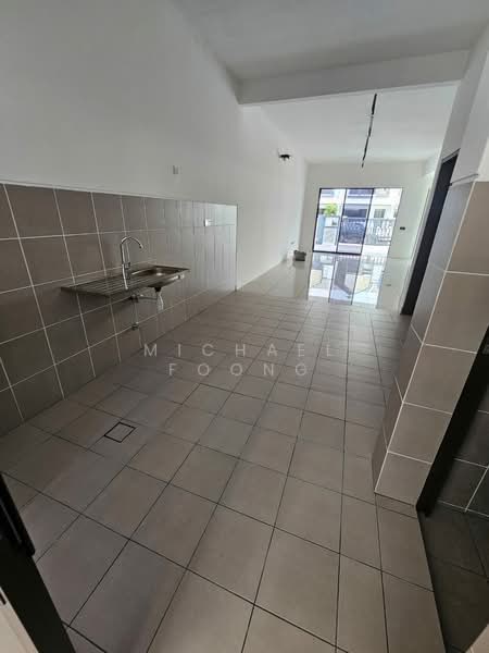 2-storey Terraced House for Rent in Dengkil (Selangor) - Michael Foong - Kitchen - PropertyGuru.com.my