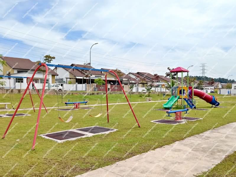 Rumah Banglo untuk Dijual di Taman Senawang Perdana (Senawang) - Lisa Azila - Exterior - PropertyGuru.com.my