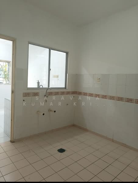 2-storey Terraced House for Sale in Usj 20 (Subang Jaya) - Saravana Kumar Krishnasamy - Kitchen - PropertyGuru.com.my