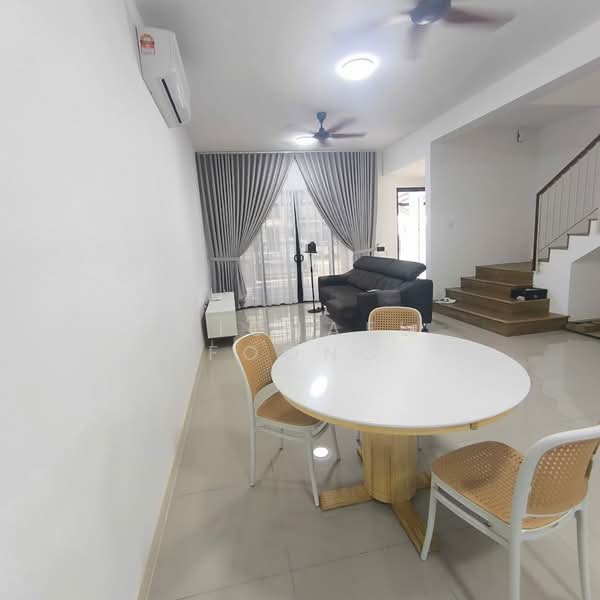 2-storey Terraced House for Rent in Dengkil (Selangor) - Michael Foong - Living Room - PropertyGuru.com.my