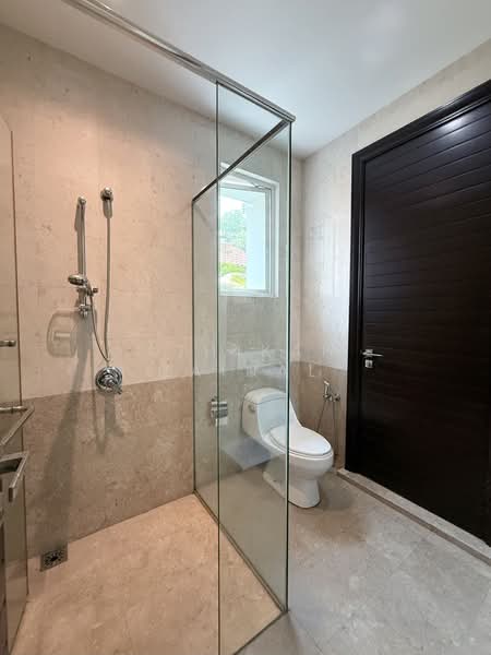 Semi-Detached House for Rent in Sri Hartamas (Kuala Lumpur) - Athikah Zainal - Bathroom - PropertyGuru.com.my