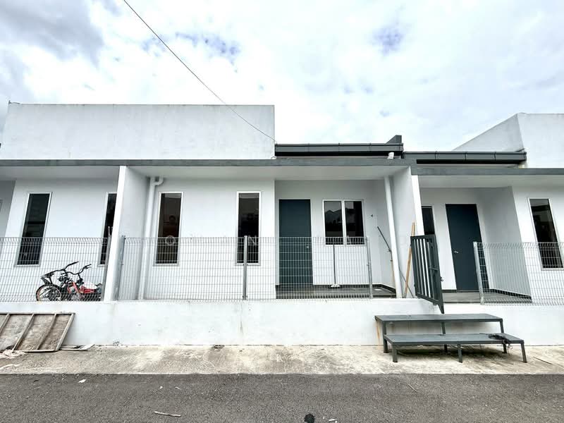 1-storey Terraced House for Rent in Dengkil (Selangor) - Rohani Daud - Exterior - PropertyGuru.com.my