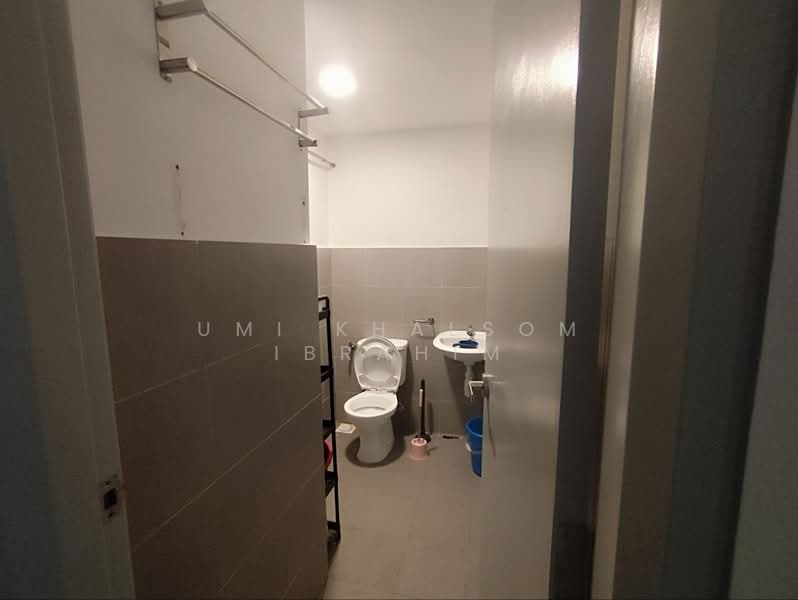 Apartment for Sale at Tangerine Suites - Umi Khalsom Ibrahim - PropertyGuru.com.my