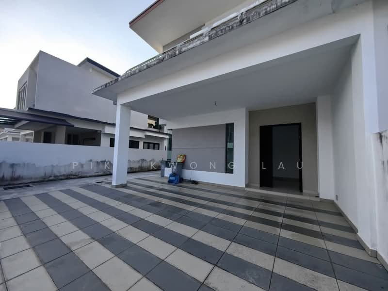 Cluster House for Sale in Taman Damai Jaya (Skudai) - Pik Kwong Lau - Exterior - PropertyGuru.com.my