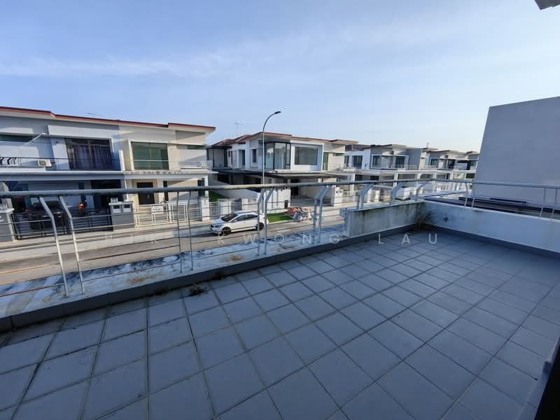 Cluster House for Sale in Taman Damai Jaya (Skudai) - Pik Kwong Lau - Exterior - PropertyGuru.com.my