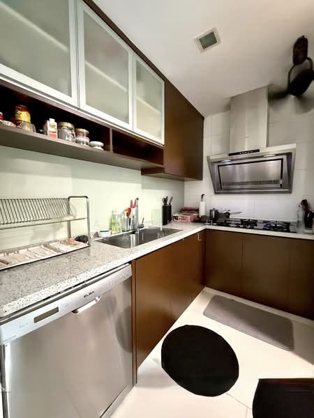 Kondominium untuk Disewa di 20trees - Athikah Zainal - Kitchen - PropertyGuru.com.my
