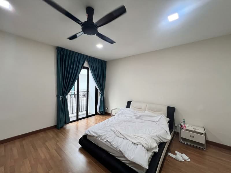 Rumah Berkembar untuk Disewa di Country Heights (Kajang) - Elaine Ding - Bedroom - PropertyGuru.com.my