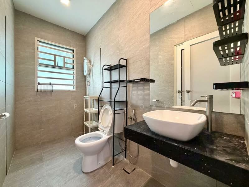 Semi-Detached House for Rent in Tanjung Bungah (Penang) - Ping Koay - Bathroom - PropertyGuru.com.my