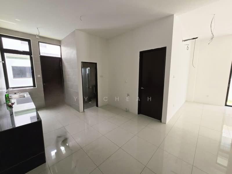 Semi-Detached House for Sale in New Pasir Puteh (Ipoh) - YY Cheah - Kitchen - PropertyGuru.com.my
