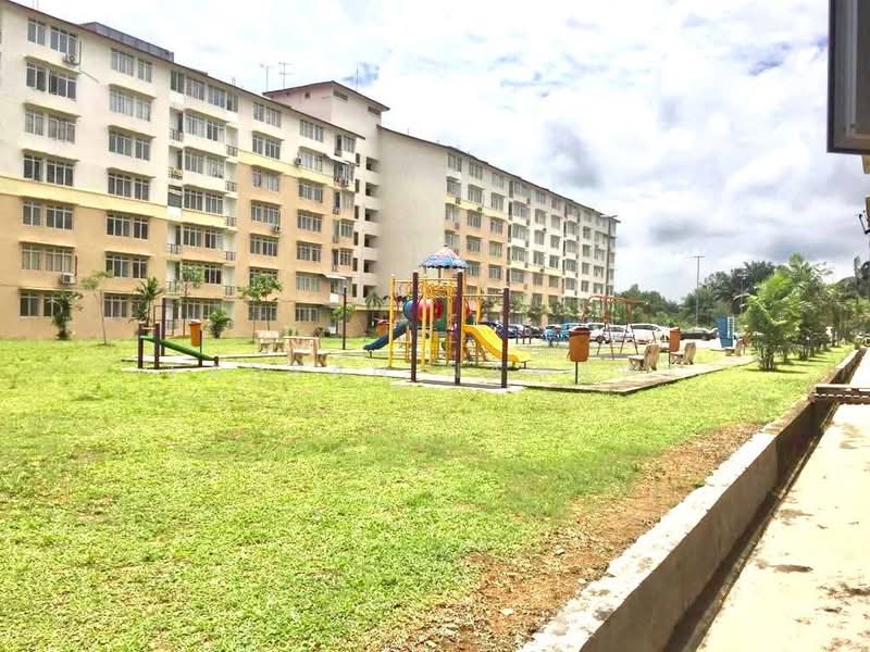 Pangsapuri untuk Dijual di Apartment Taman Topaz - Fauran Nawawi - PropertyGuru.com.my