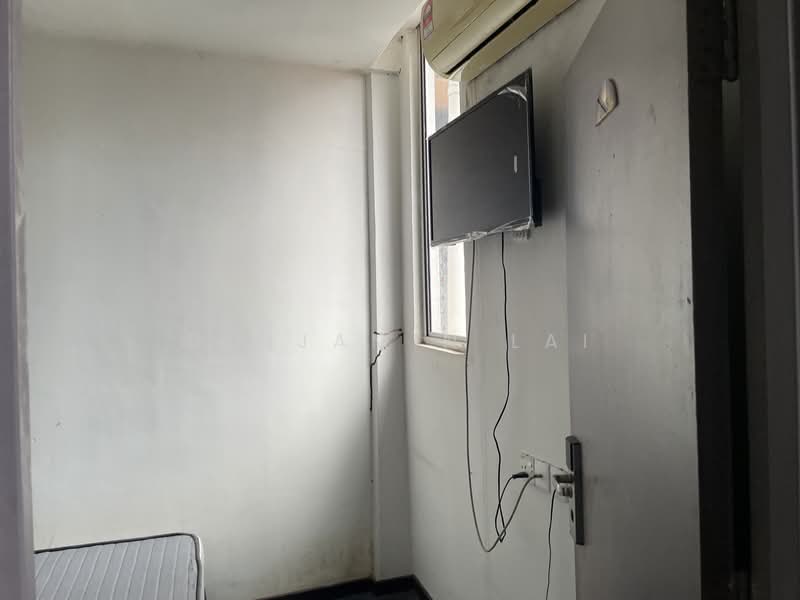 Shop for Sale in Jalan Ipoh (Kuala Lumpur) - Benjamin Lai - Interior - PropertyGuru.com.my