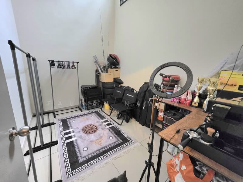 Semi-Detached House for Sale in Kampung Batu 9 Kebun Baru (Telok Panglima Garang) - Fauran Nawawi - PropertyGuru.com.my