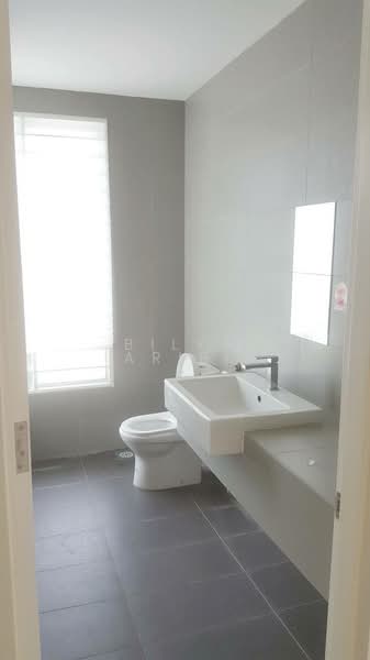 2-storey Terraced House for Sale in Kajang (Selangor) - BILYA ARIFF - Bathroom - PropertyGuru.com.my