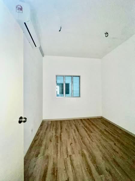 Kondominium untuk Dijual di Lakefront Homes - Kar Hooi - Interior - PropertyGuru.com.my