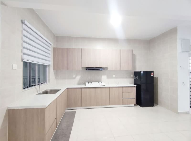 Condominium for Rent at Residensi Adelia 4 - Umi Khalsom Ibrahim - PropertyGuru.com.my
