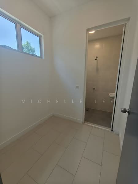 Rumah Teres 2 Tingkat untuk Dijual di Bandar Saujana Putra (Tanjong Duabelas) - Michelle Lee - Bathroom - PropertyGuru.com.my