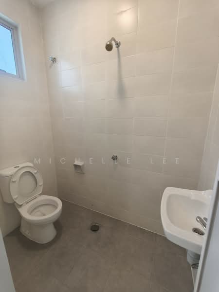 Rumah Teres 2 Tingkat untuk Dijual di Bandar Saujana Putra (Tanjong Duabelas) - Michelle Lee - Bathroom - PropertyGuru.com.my