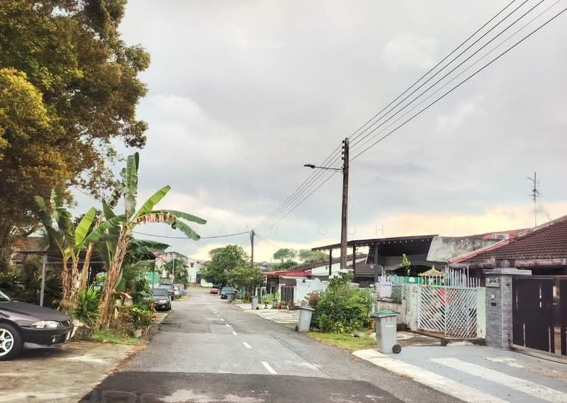 1-storey Terraced House for Sale in Taman Ungku Tun Aminah (Skudai) - Bryan Goh - Exterior - PropertyGuru.com.my