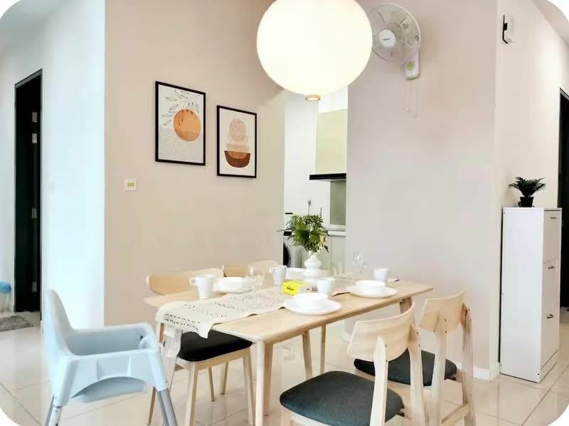 Servis Apartment untuk Dijual di Paradigm Residence - Jameson Choo - Dining Room - PropertyGuru.com.my