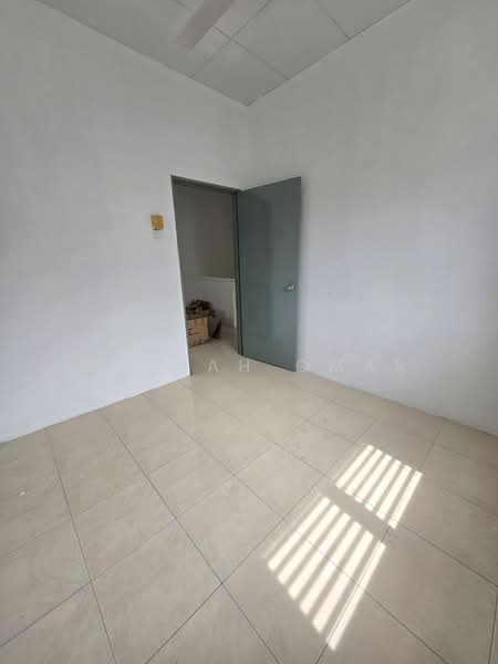 Rumah Kluster untuk Dijual di Sungai Buloh (Selangor) - Nadrah Omar - Interior - PropertyGuru.com.my