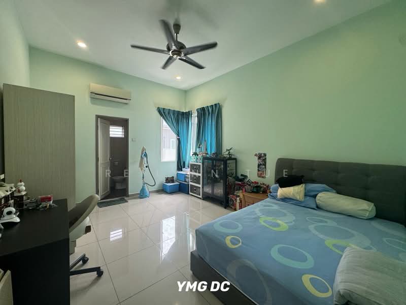 Semi-Detached House for Sale in Ambang Botanic (Klang) - Reilynn Tue - Bedroom - PropertyGuru.com.my