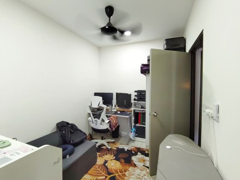 Terraced House for Sale in Kuala Selangor (Selangor) - Azmi . - Study - PropertyGuru.com.my
