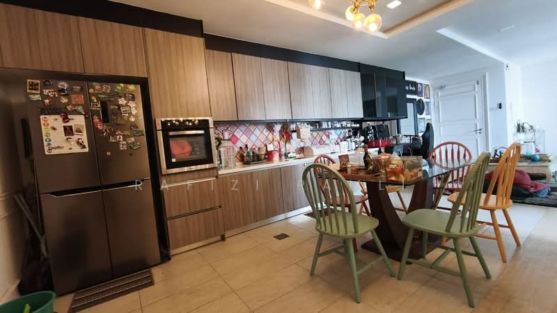 Kondominium untuk Disewa di Lakefront Residence - Rafizi Ramli - Kitchen - PropertyGuru.com.my