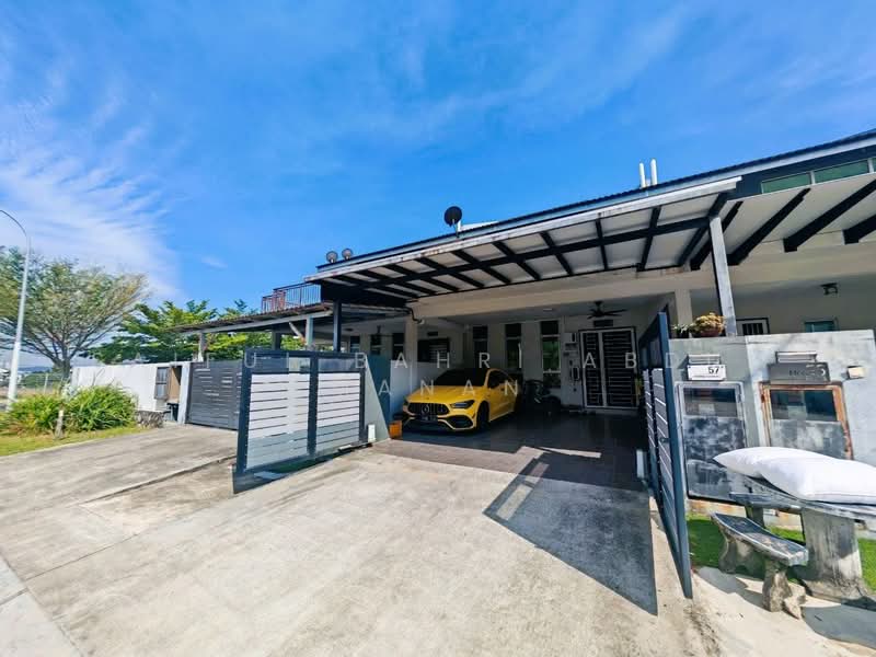 Rumah Teres 2 Tingkat untuk Dijual di Taman Bangi Avenue (Bangi) - Saiful Bahri Abdul Manan - Exterior - PropertyGuru.com.my