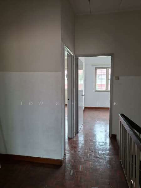 2-storey Terraced House for Sale in Usj 3 (Subang Jaya) - Low Siew Bee - Corridor - PropertyGuru.com.my