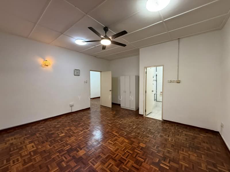 Rumah Teres 2 Tingkat untuk Disewa di Permas Jaya (Johor Bahru) - YC Fung - Living Room - PropertyGuru.com.my