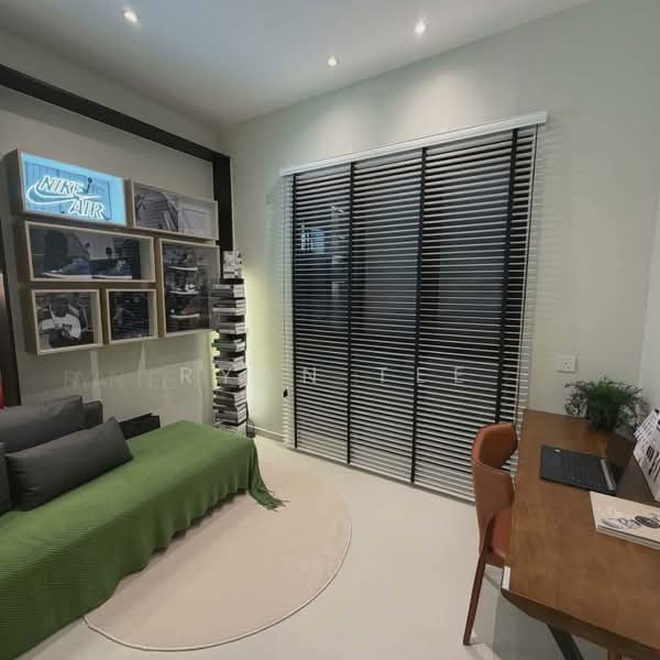 Service Residence for Sale at Summer Suites - Residensi Bukit Meldrum - RYAN TEE - Study - PropertyGuru.com.my