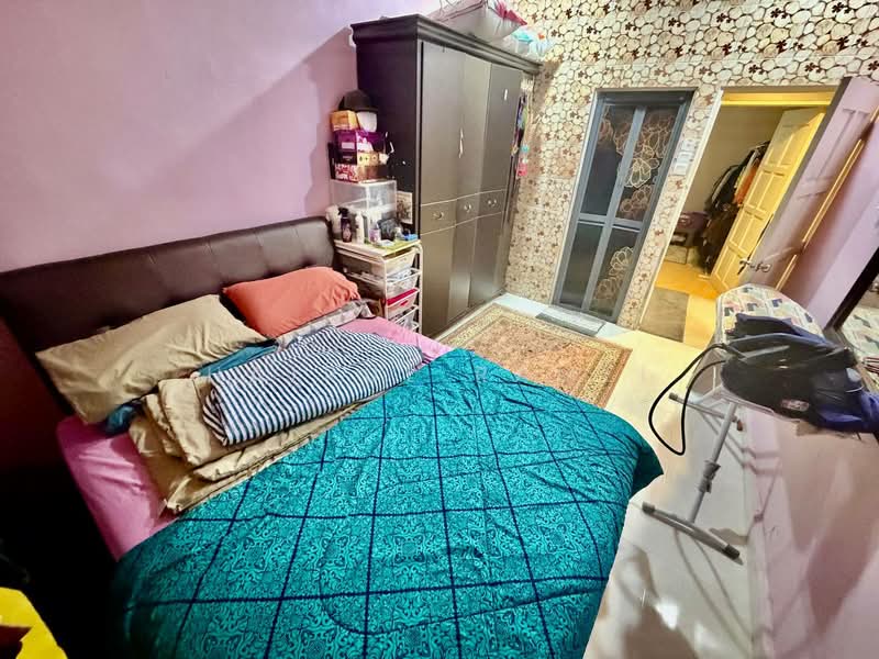 Terraced House for Sale in Taman Rakan (Kajang) - Hairul Ramli - Bedroom - PropertyGuru.com.my