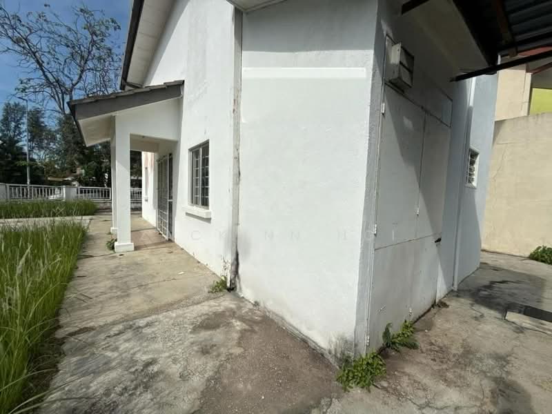 2-storey Terraced House for Sale in Bandar Botanic (Klang) - Zackinn Hoi - Exterior - PropertyGuru.com.my