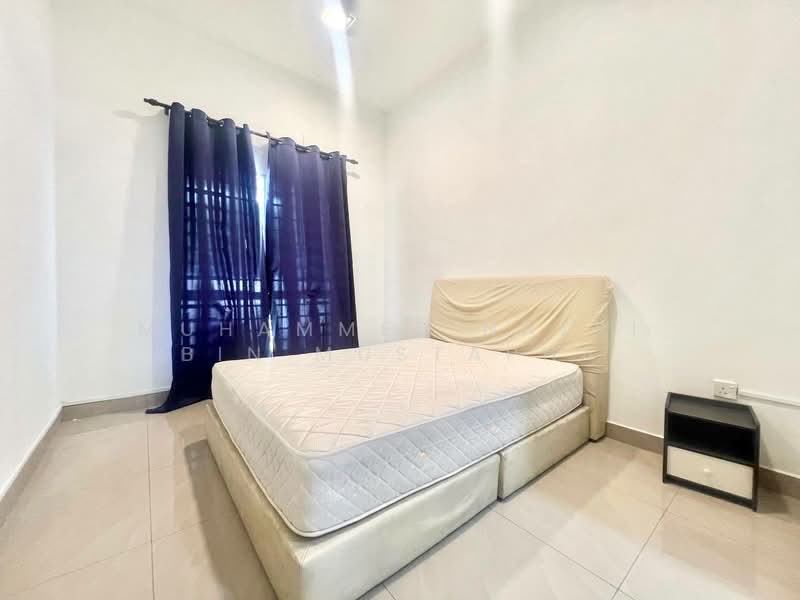 1-storey Terraced House for Sale in Taman Indah Klia (Sepang) - Muhammed Nazri bin Mustapha - Bedroom - PropertyGuru.com.my