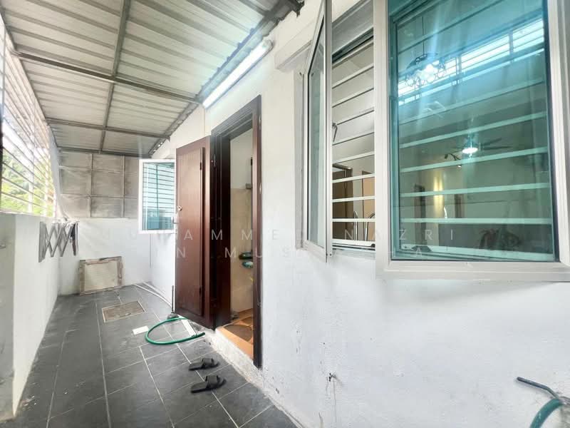 1-storey Terraced House for Sale in Taman Indah Klia (Sepang) - Muhammed Nazri bin Mustapha - Exterior - PropertyGuru.com.my