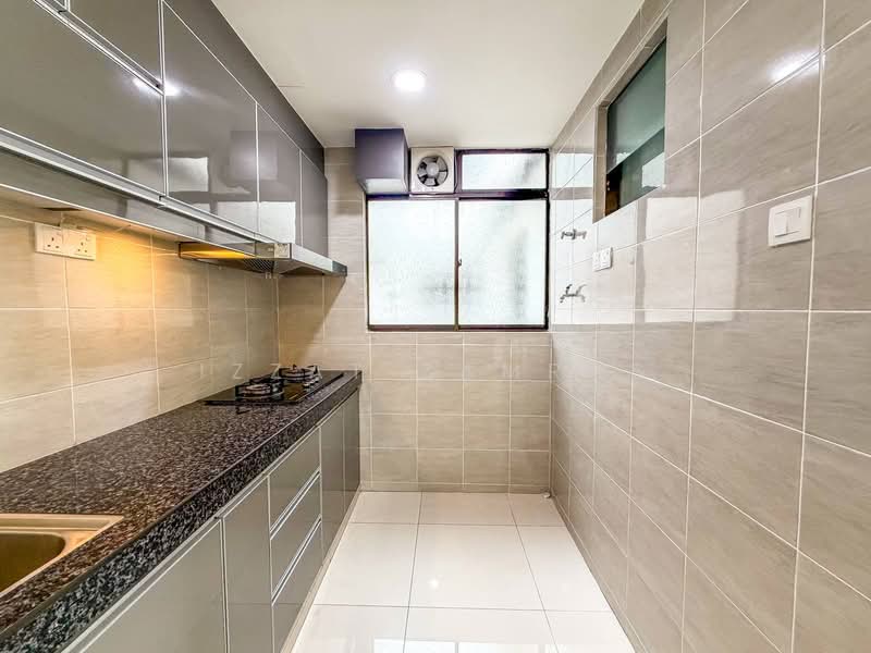 Kondominium untuk Dijual di Residensi Zamrud - Izzat Zamros - PropertyGuru.com.my