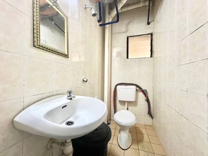 Apartment for Sale at Pangsapuri Subang Impian - Azizol . - PropertyGuru.com.my