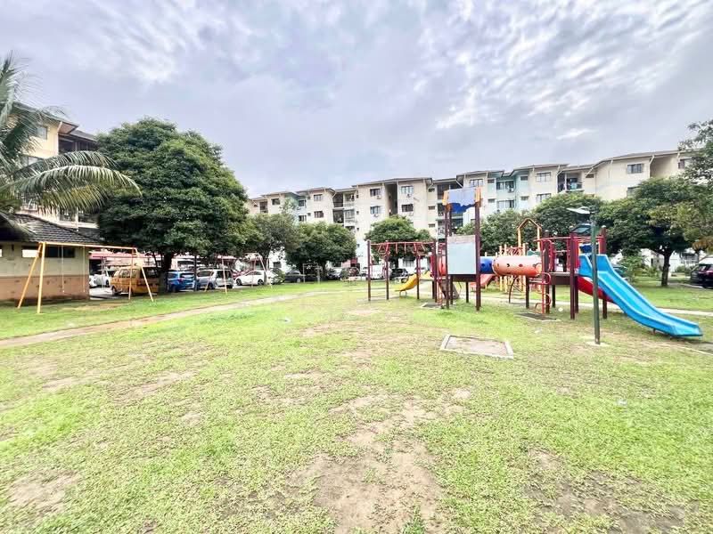 Apartment for Sale at Pangsapuri Subang Impian - Azizol . - PropertyGuru.com.my