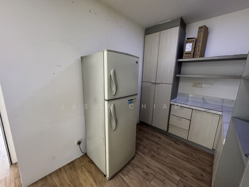 Servis Apartment untuk Disewa di Sky Park - Jason Chiam - Kitchen - PropertyGuru.com.my
