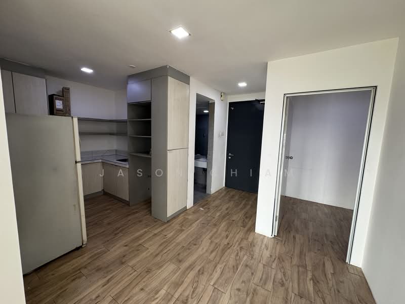 Servis Apartment untuk Disewa di Sky Park - Jason Chiam - Kitchen - PropertyGuru.com.my