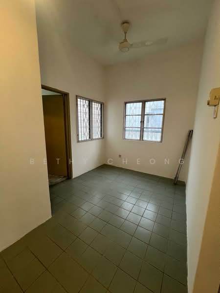 2-storey Terraced House for Rent in Usj 11 (Subang Jaya) - Bethy Cheong - Interior - PropertyGuru.com.my