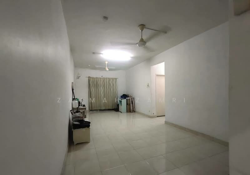 Condominium for Sale at Kristal Heights - Zaimah Zamri - Living Room - PropertyGuru.com.my