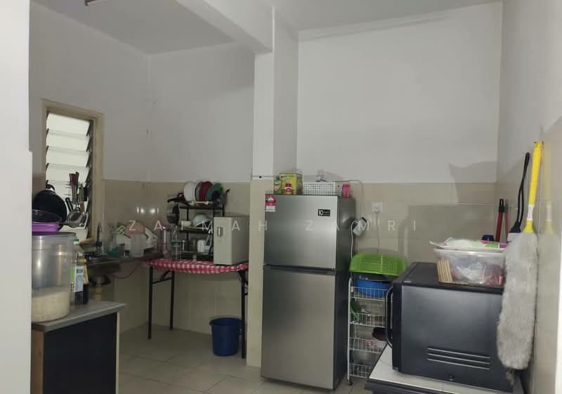 Condominium for Sale at Kristal Heights - Zaimah Zamri - Kitchen - PropertyGuru.com.my