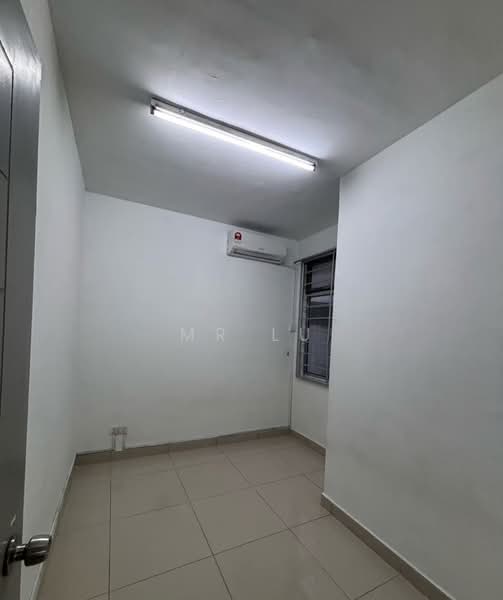 Pangsapuri untuk Disewa di East Bay (Seri Bayan) - Mr Lu - PropertyGuru.com.my