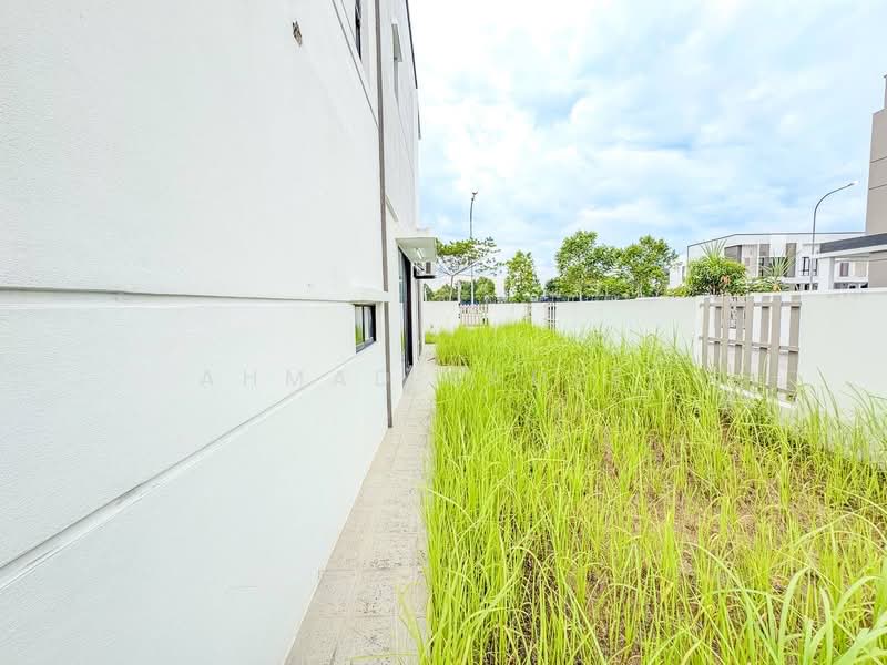 2-storey Terraced House for Sale in Semenyih (Selangor) - Ahmad Fadlee - PropertyGuru.com.my
